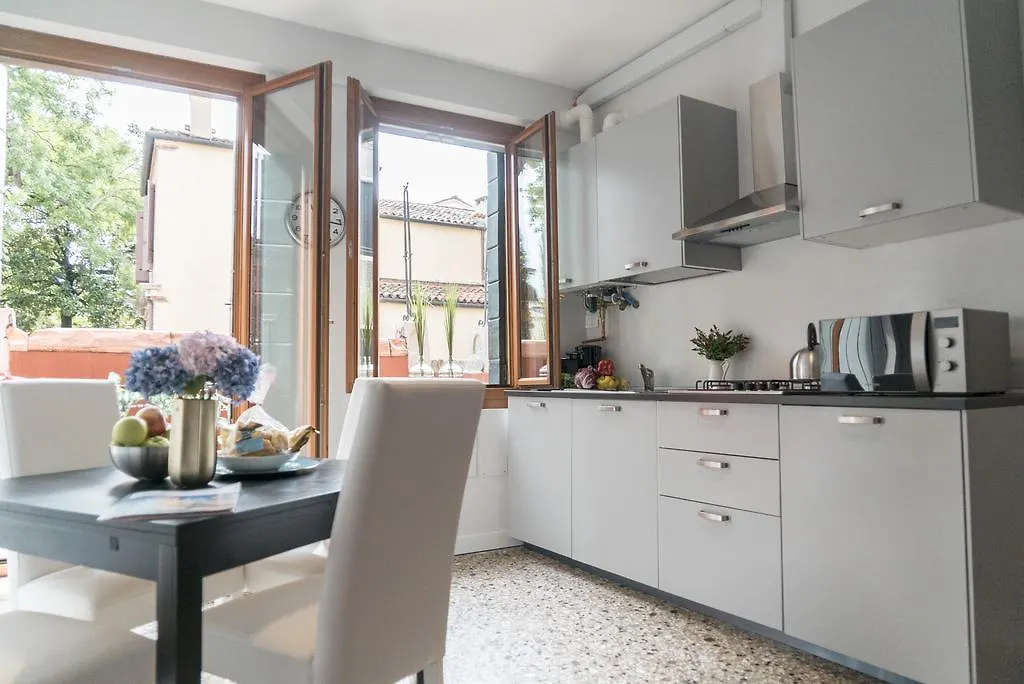 ונציה Venier Apartment 0*,  איטליה